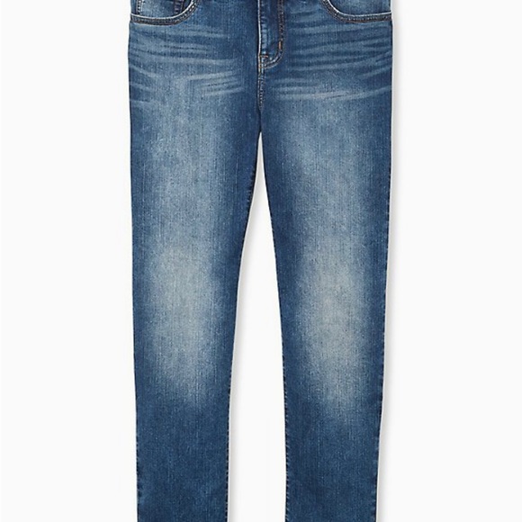 Torrid Bomdshell Straight Premium Stretch High Rise Jean NWT - Picture 3 of 8